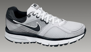 Nike Zoom Start+ 2009 pour Homme - Vue de face Nike Zoom Start+ 2009 pour Homme - Vue de face